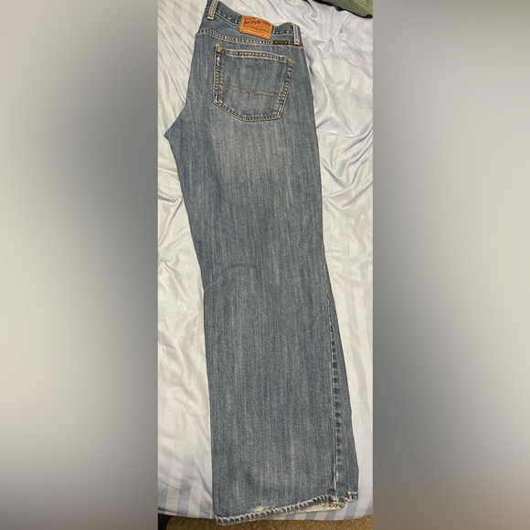 Lucky Brand Men’s size 38 Vintage Straight jeans in great condition - Picture 2 of 7